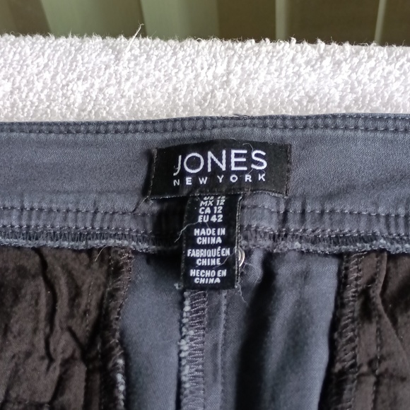 Jones New York Dark Grey Pants - Picture 3 of 7